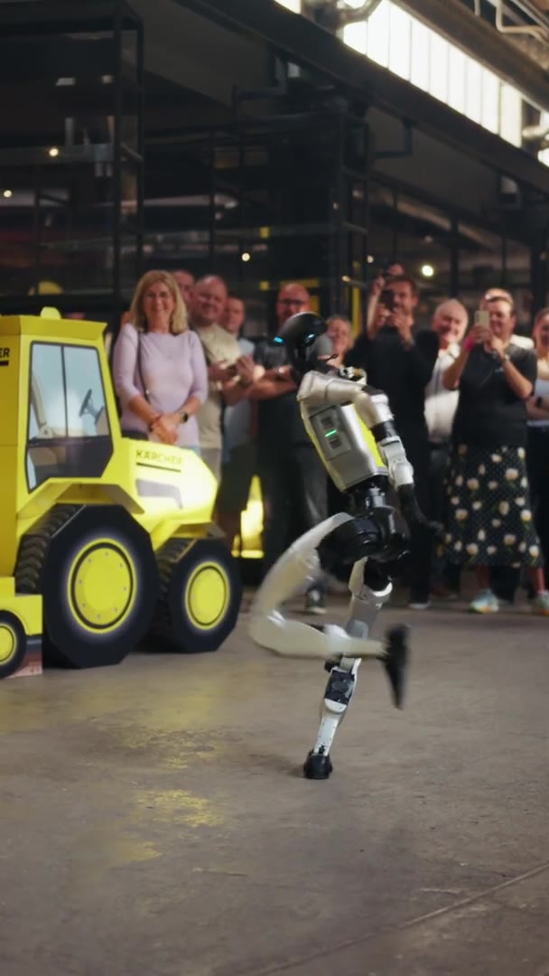 Kärcher × RUDA — the first synchronous robot-human dance choreography at a CZ corporate event