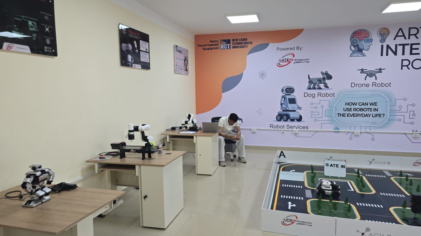 DOBOT arms and Magician E6 in teaching